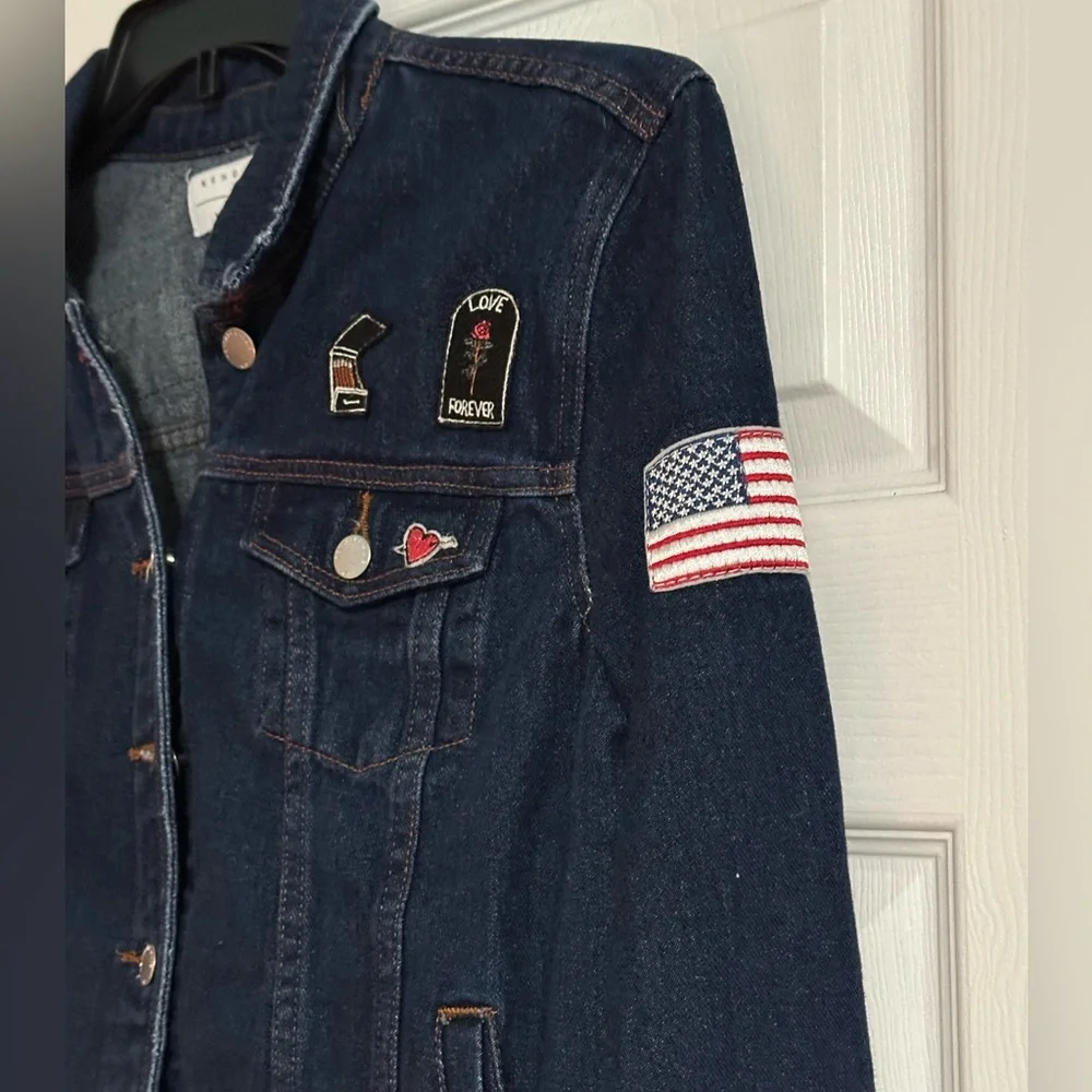 Kendall & Kylie Patched Denim Jacket - Size Large - Picture 3 of 11